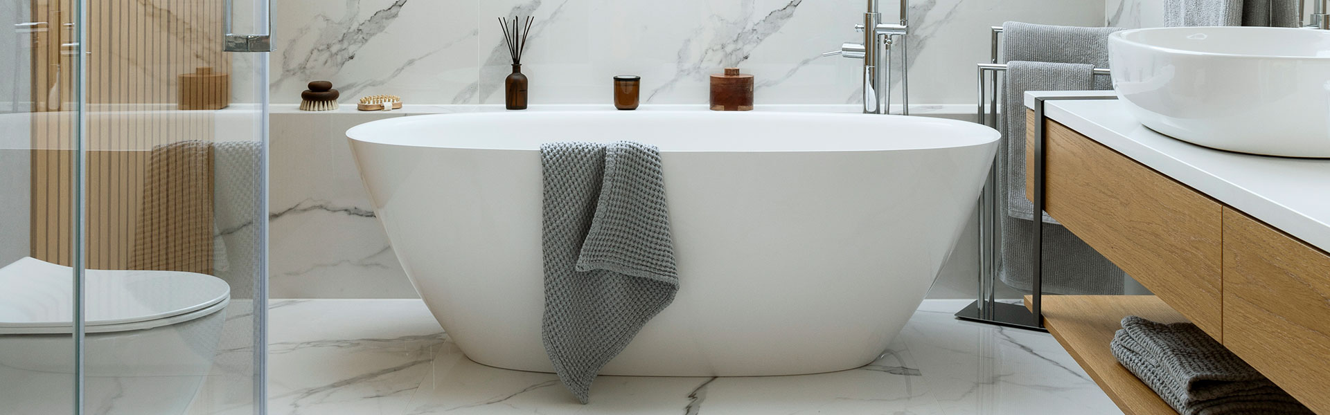 stylish-bathroom-interior-design-FVSD65Sa.jpg